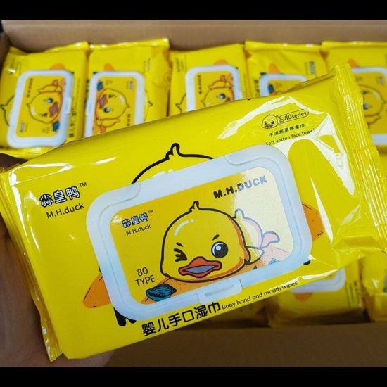 ส่งฟรี ฟรีถังเหลืองน้องเป็ด Tissue Wipes ทิชชู่ เปียกพร้อมสาง  1 ห่อ 80 แผ่น wet tissue ทิชชู่เปียกเด็ก รูปเป็ด พร้อมส่งส่งจากไทย ทิชชู่เปียกทำความสะอาด