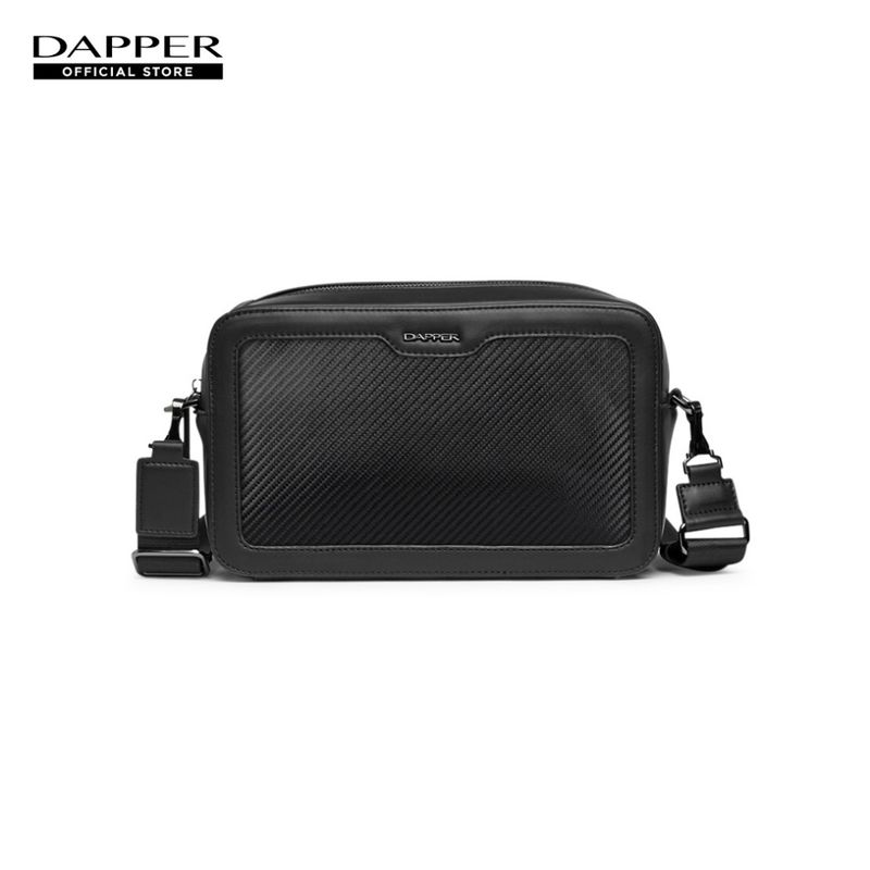 DAPPER กระเป๋าสะพายข้าง Carbon Fiber Boxy Crossbody Bag สีดำ (BM5B1/1224CB)