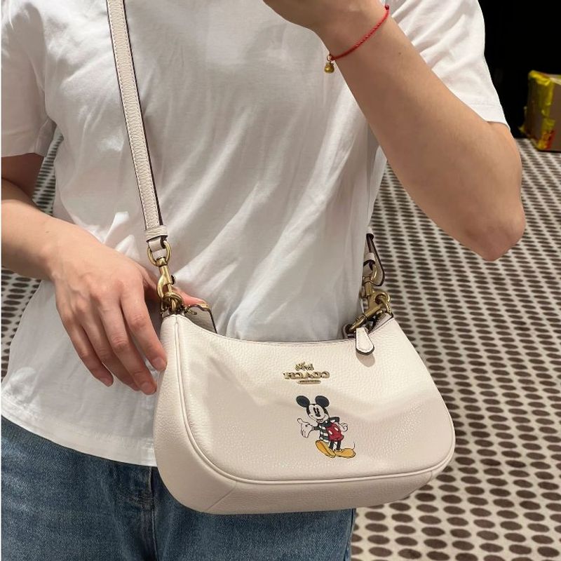 New แท้💯% /outlet Teri x Disney กระเป๋าสะพายข้างสตรีกระเป๋าถือ กระเป๋าใต้วงแขนแฟชั่นคลาสสิก ของขวัญผู้หญิง