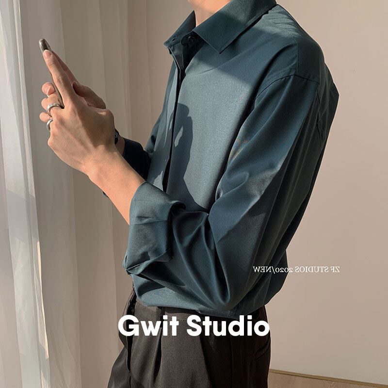 GWIT เสื้อเชิ้ตผู้ชาย ผ้าฝ้ายเครป แบบไม่ต้องรีด เขียวเข้ม ดำ ขาว เสื้อแขนยาว แบบเวอร์ชั่นเกาหลี Gwit002