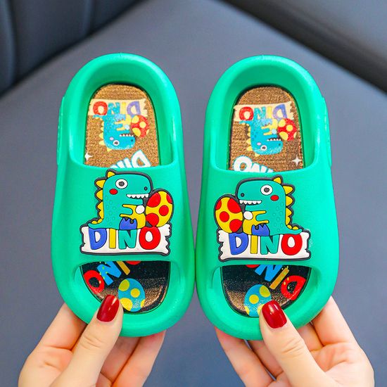 รองเท้าแตะเด็กผู้หญิง แตะเด็กผู้ชาย แบบสวม นิ่ม เบา ใส่สบาย น่ารัก Childrens slip-on shoes (พร้อมส่งในไทย)