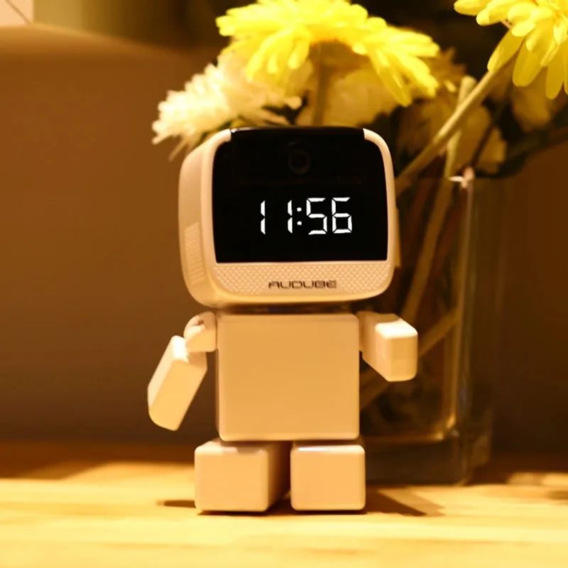 กล้องวงจรปิดหุ่นยนต์ Ultra clear HD แบตเตอรี่ในตัว Wifi Clock Robot IP camera 1080P Network Camera Battery security home