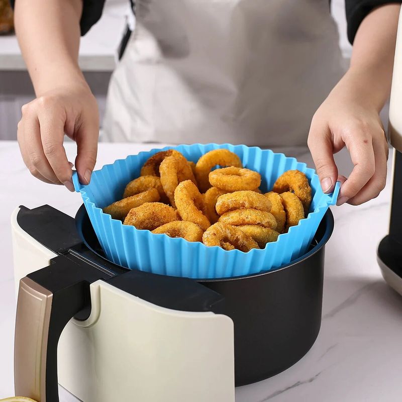 ถาดอบซิลิโคนหม้อทอด Air fryer ทรงกลมทนอุณหภูมิสูงพับได้ถาดอบหูคู่เกรดอาหาร1ชิ้น