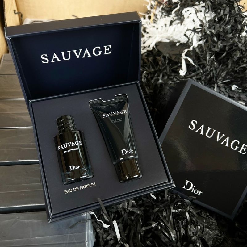 Dior Sauvage EDP 10 mL + Shower Gel 20 mL  Set Box