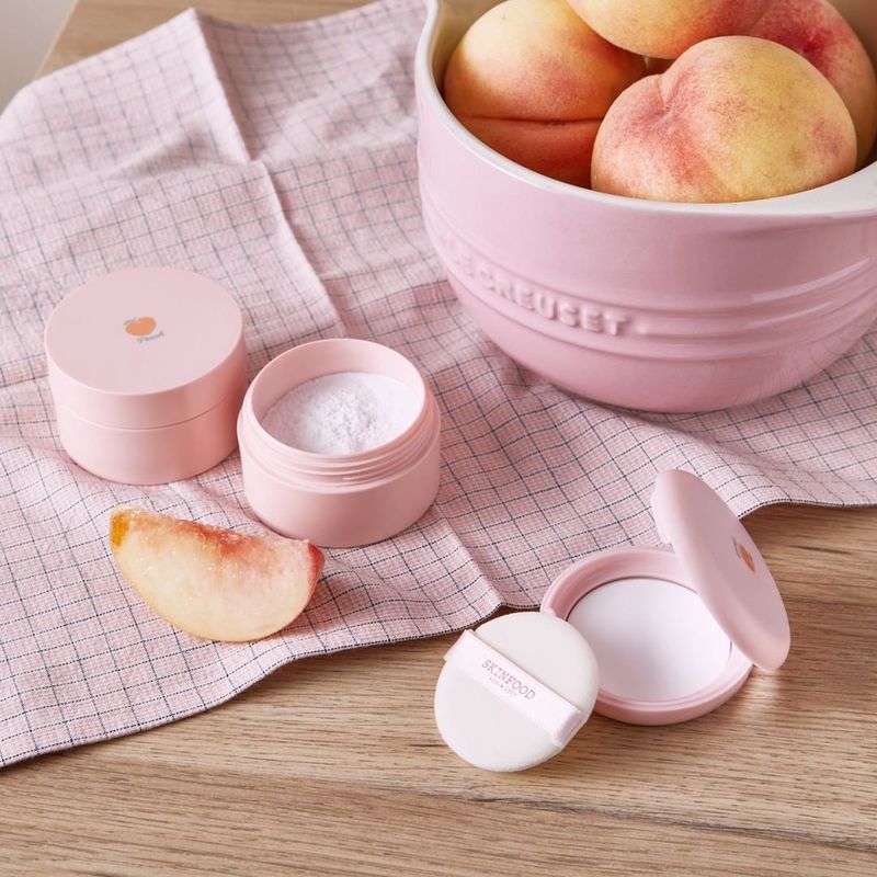 [Skinfood]พร้อมส่งPeach Cotton Multi Finish Powder (5g/15g) / แป้งฝุ่นพีช เนื้อเนียนละเอียดบางเบา ติดทนนาน