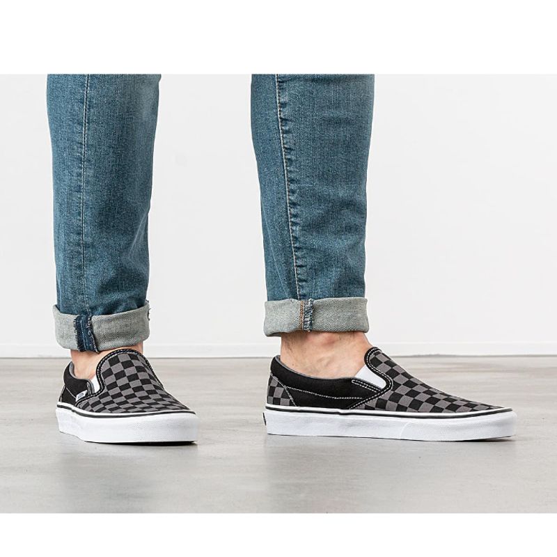 [ลด30% เก็บโค้ด 1107FASHDDT] VANS Classic Slip-on Checkerboard - Black/Pewter รองเท้าแวนส์ ทรงสวม ได้ทั้งชายและหญิง