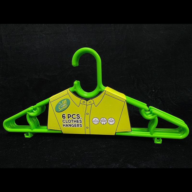 ไม้แขวนเสื้อ แพ็ค 6 สีเขียว ลายเส้น Clothes Hangers Pack size of 6 pcs Green Color Line design