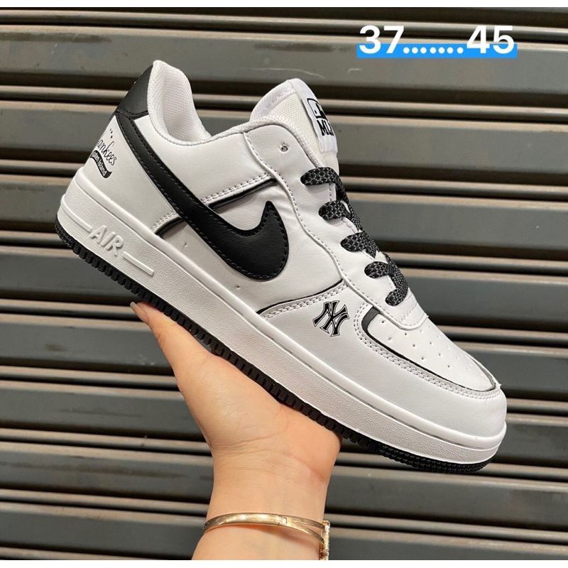 รองเท้าNew jordan low🎊รุ่นใหม่เข้าแล้วจ้า36-45ใส่ได้ทั้งผู้หญิงและผู้ชาย✔️