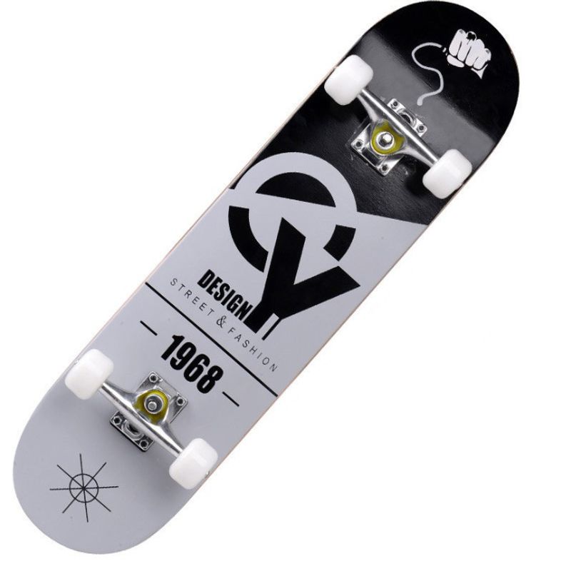 skateboard สเก็ตบอร์ด สำหรับผู้เริ่มหัดเล่นและส่วนสูงตั้งแต่ 120ซม.ขึ้นไป