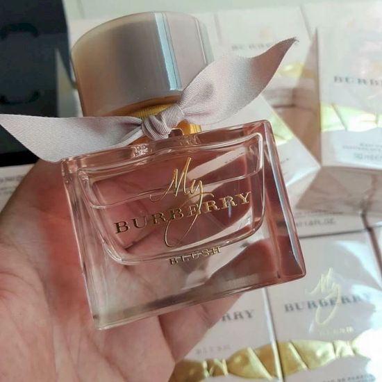 ✨My Burberry blush EDP 90ml น้ำหอมผู้หญิง น้ำหอมเลดี้ กลิ่นดอกไม้และผลไม้ น้ำหอมแท้ น้ำหอมเบอร์เบอรี่