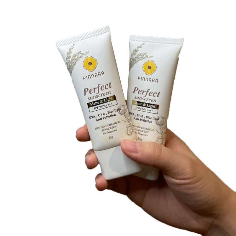 Pinnara ครีมกันแดดผสมรองพื้น SPF50+PA++++ 25g x 1หลอด Pinnara Perfect Sunscreen ไม่มีเคมีกันแดด100% แดดประเทศไหนก็เอาอยู่ ผสมรองพื้น กันน้ำ