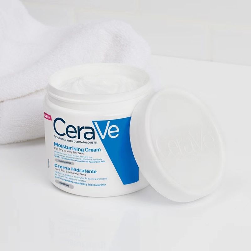 Cerave Moisturising Cream