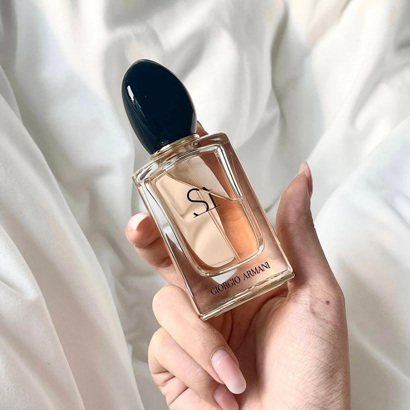 น้ำหอมแบรนด์แท้ Si/Si Passione/si Fiori  Eau de Parfum 100ml for women น้ำหอมสตรี น้ำหอมติดทนนาน น้ำหอมดิว