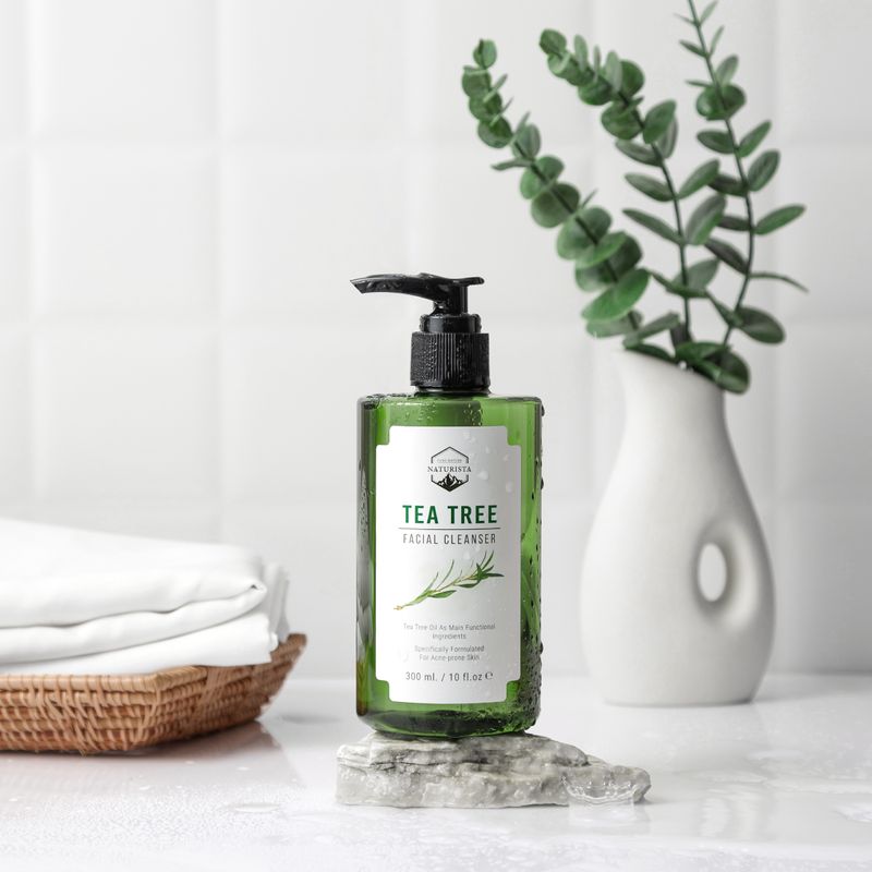 Naturista Tea Tree Facial Cleanser