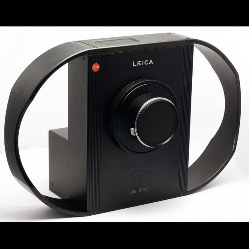 Leica Digilux 2 กล้องดิจิทัลคลาสสิกตัวแรก