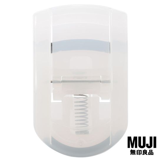 Muji Portable Eyelash Curler