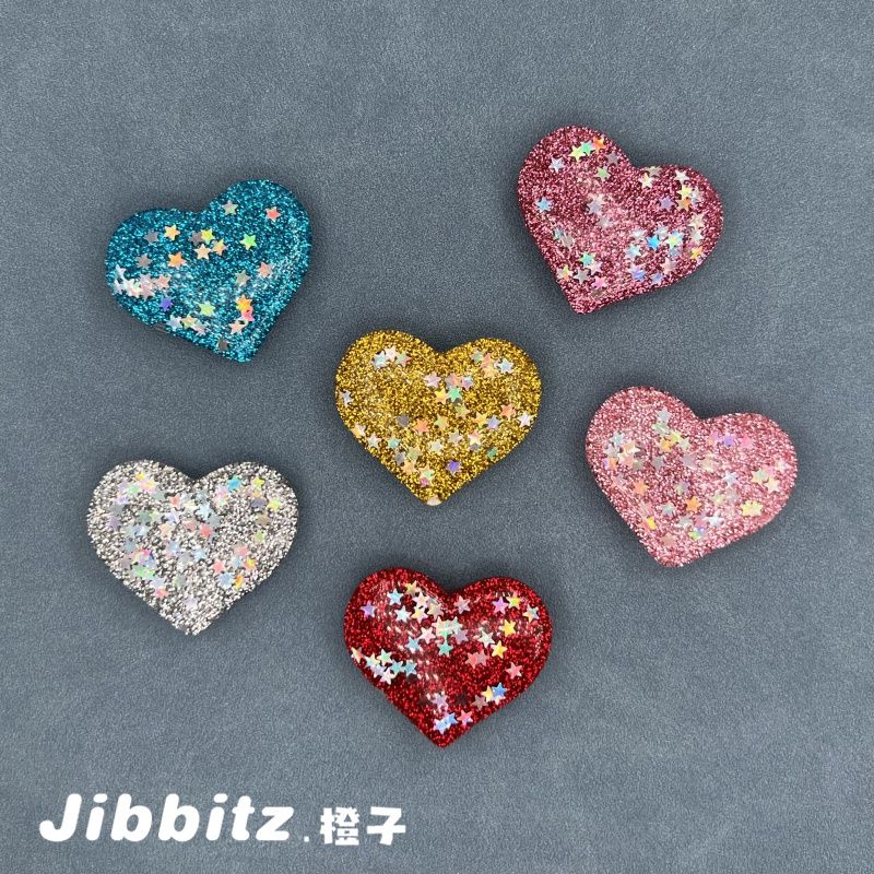 jibbitz crocs แท้ หัวเข็มขัด รูปหัวใจน่ารัก แวววาว อุปกรณ์เสริม สําหรับตกแต่งรองเท้า