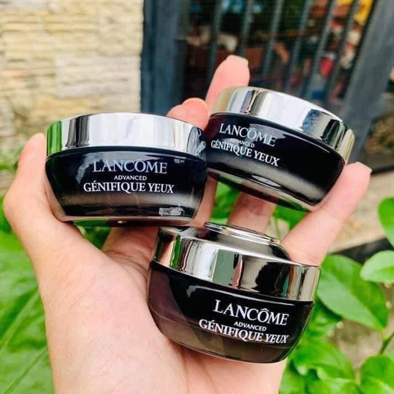 NEW ครีมบำรุงรอบดวงตายี่ห้อ  Advanced Genifique Yeux Youthful Smooth Eye Cream 15ml เซรั่มหน้าใส 100ml