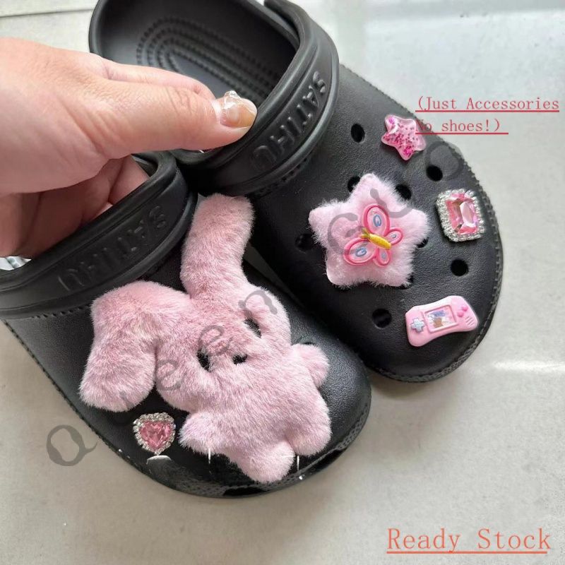 CROCS Jibbitz set（ไม่รวมรองเท้า）Pink Looping rabbit decoration Crocs Buckle อุปกรณ์เสริมหัวเข็มขัด น่ารัก สําหรับตกแต่งรองเท้า DIY