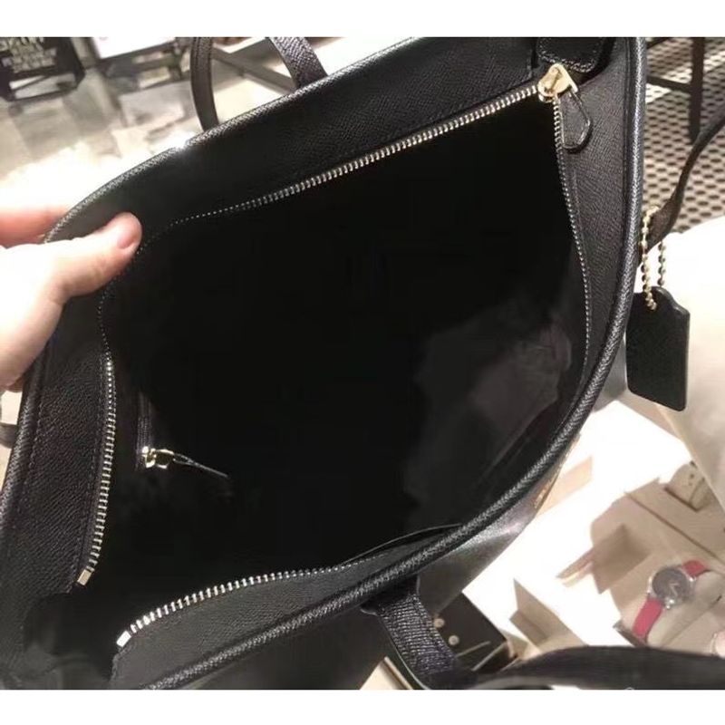 【พร้อมส่ง】แท้💯% outlet City Zip Tote 30 กระเป๋าโท้ทผู้หญิงใบใหญ่ กระเป๋าสะพายหนังสไตล์คลาสสิก ของขวัญผู้หญิง