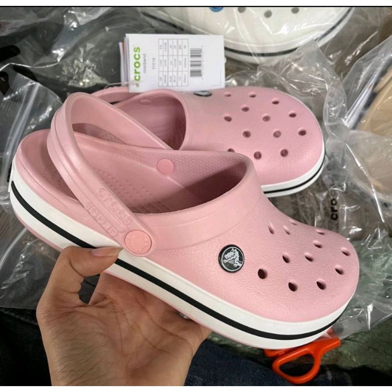 Crocs Lite Ride Clog รองเท้าแตะ แบบลำลอง มาใหม่สุดฮิต ใส่ได้ทุกเพศ มีส่วนลดราคา