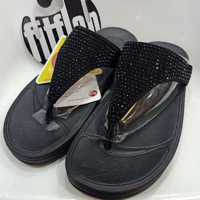 รองเท้า FitFlop ผู้หญิงหญิงะพายยาวได้สินค้าถ่ายจากภาพจริง 100%  1-3 วันลูกค้าได้รับสินค้า