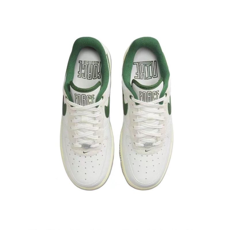 Nike Air Force 1 Low "Summit White and Gorge Green" รองเท้าผ้าใบหุ้มข้อต่ำผู้หญิงสีเขียวสีขาว