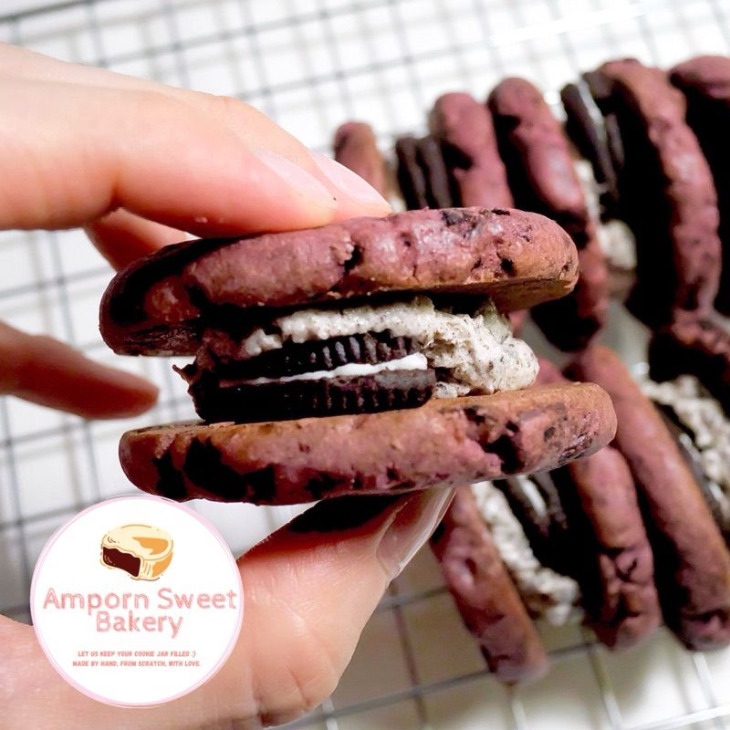 ซอฟคุ้กกี้แอนด์ครีมแซนวิชครีมสด (ขั้นต่ำ5ชิ้นคละได้ทั้งร้าน) Cream Sandwich Cookies 'n Cream