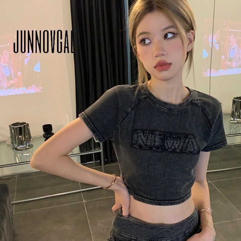 Junnovgal เสื้อยืดคอกลม แขนสั้น สีพื้น เข้ากับทุกการแต่งกาย สไตล์เรโทร สําหรับผู้หญิง 2024