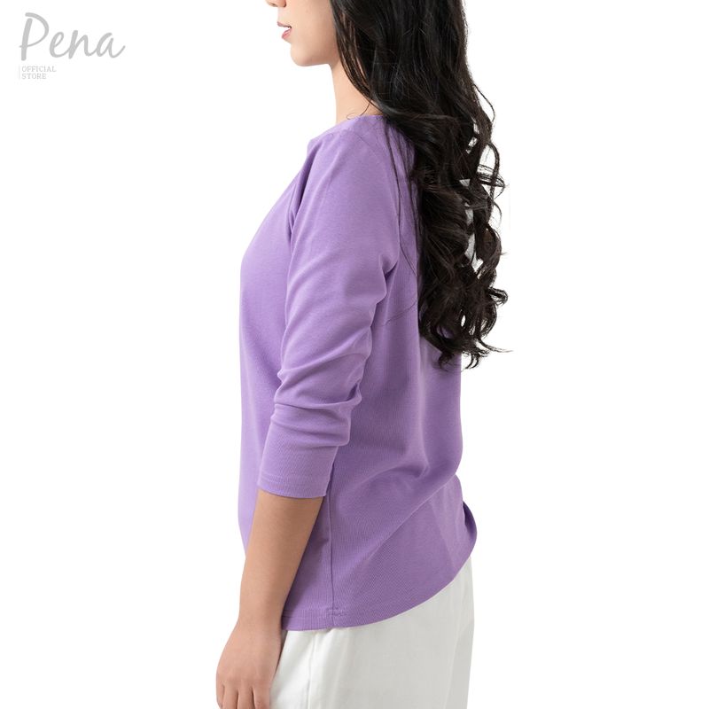 Pena house เสื้อยืดสีเบสิคคอปาด แขนสามส่วน PSTL001