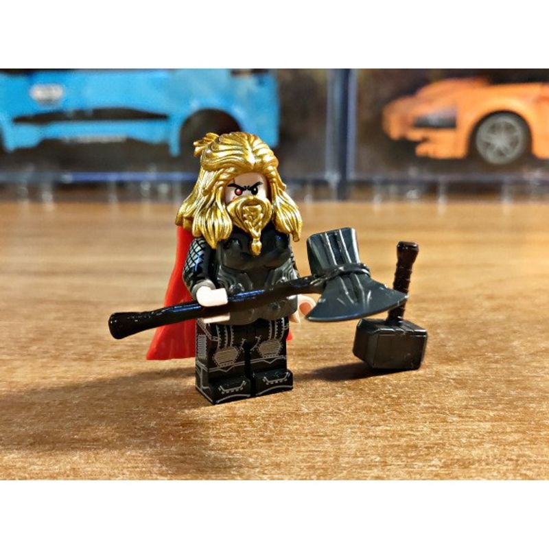 tuor Hammer Wm Minifigures Armor V001