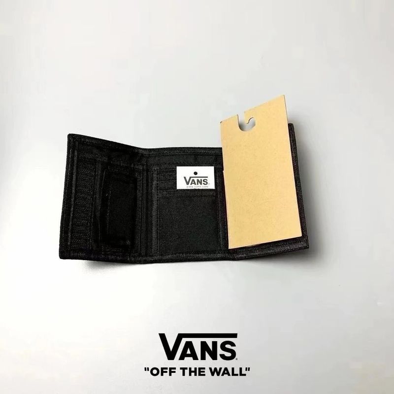 กระเป๋าสตางค์ Vans Slipped Wallet - Black/Gun Metal Grey ของแท้ พร้อมส่งจากไทย