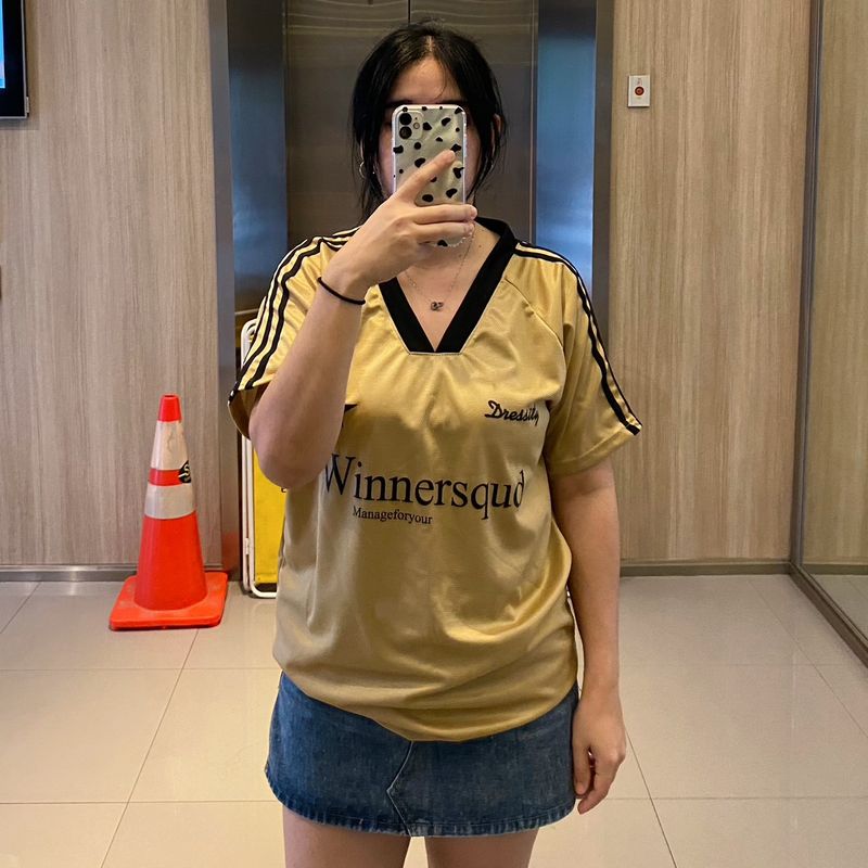 💕เสื้อโอเวอร์ไซส์ คอวี เสื้อWinneragae เสื้อกีฬา Oversize งานกระแสสุดฮิต สินค้าพร้อมส่ง 💕 สีใหม่