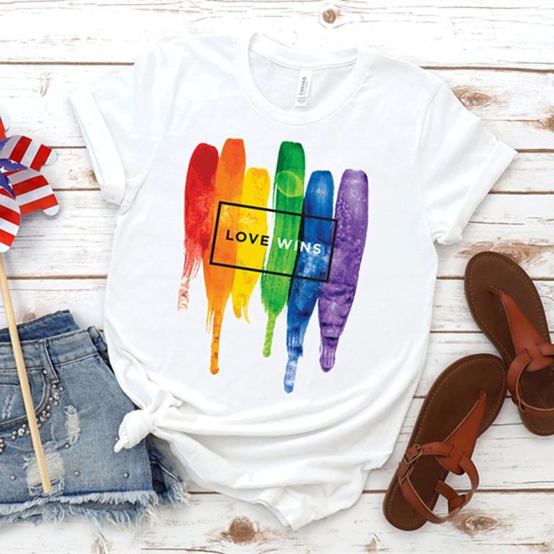 เสื้อยืดคอกลมS-5XL [S-5XL]เสื้อยืด พิมพ์ลายกราฟฟิค Love Wins Lgbtq Gay Pride สีรุ้ง น่ารัก S-5XL