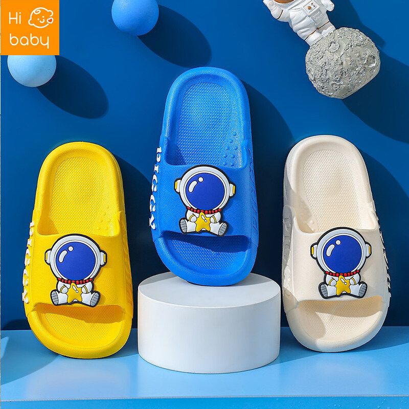 Childrens Slippers Summer Cartoon 1-12 Years Old Bathroom Astronaut Baby Boys and Girls Soft Bottom Waterproof Sandals