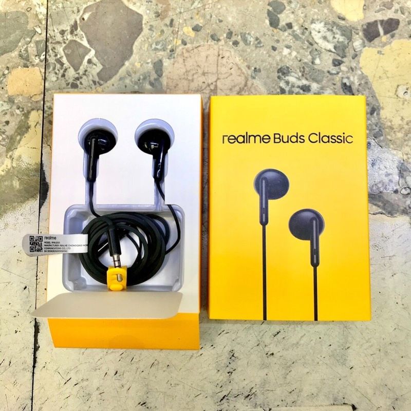 หูฟังเรียวมี หูฟังRealme Buds classic เสียงดี มีไมค์โครโฟนในตัว รับประกัน 1ปี ช่องเสียบแจ็คกลม 3.5 mm