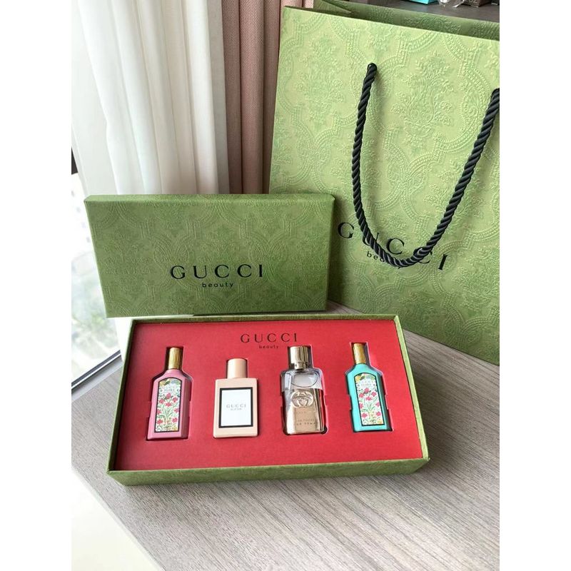 🎁แท้&พร้อมส่ง🎁5ML*4 GUCCI BEAUTY 4 IN 1 PERFUME SET Beauty 4 Pc Mini Coffret Gift Set EDT&EDP ของขวัญน้ำหอม  กล่องของขวั