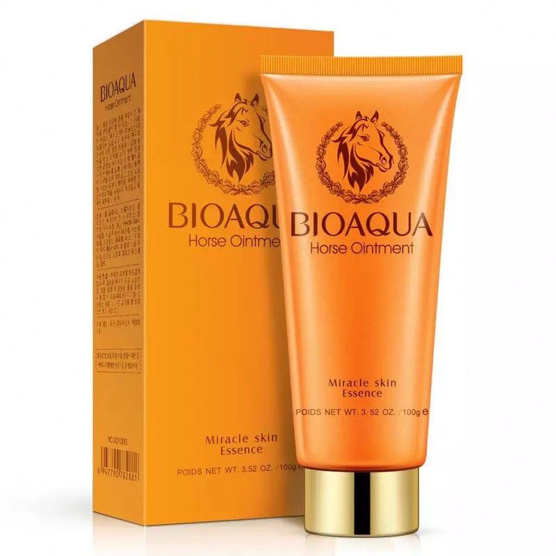 โฟมล้างหน้า สูตรสกัดจากน้ำมันม้า ช่วยให้ผิวชุ่มชื่น เนียนกระจ่างใส BIOAQUA Horse Ointment cleanser 100g.