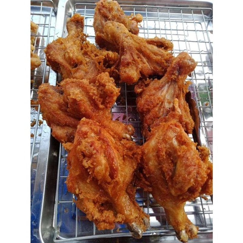 ผงหมักไก่ทอดหาดใหญ่ ขนาด 110 - 220 ก. สำหรับไก่ 5 - 10 กก. Chicky King