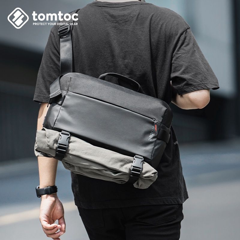 genuine Tomtoc Crossbody shoulder Bag T21L1 is suitable for the MacBook Pro 14-inch 10-litre high capacity messenger bag