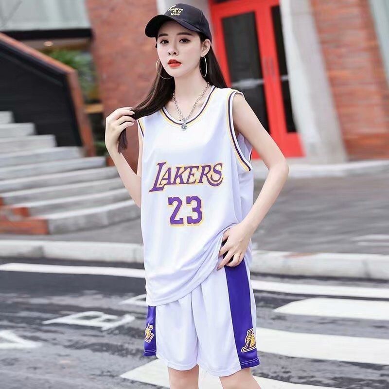 เสื้อ Lakers หมายเลข24,The lakers' no. 8 yellow,Adult L height (160-165)