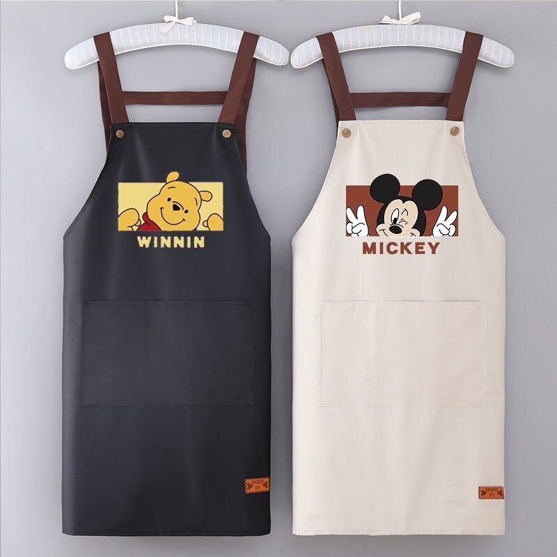 ผ้ากันเปื้อนกันน้ำmickey/poohเนื้อผ้าผ้าดี  เเบบสวมคอตัวHมีกระเป๋าหน้าเเละผ้าเช็ดมือ